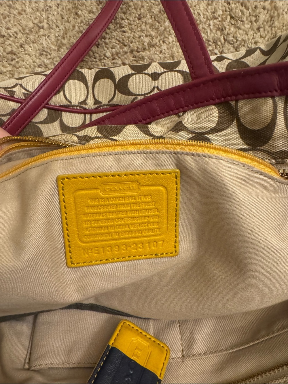 Coach Beige Signature Canvas Tote with purple Trim - Picture 4 of 4
